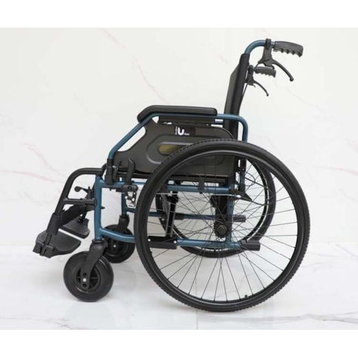 Evoluxion BMotion Urban X1 cadeira de rodas em aço dobrável com assento de 46 cm, apoios rebatíveis e rodas de 24 polegadas