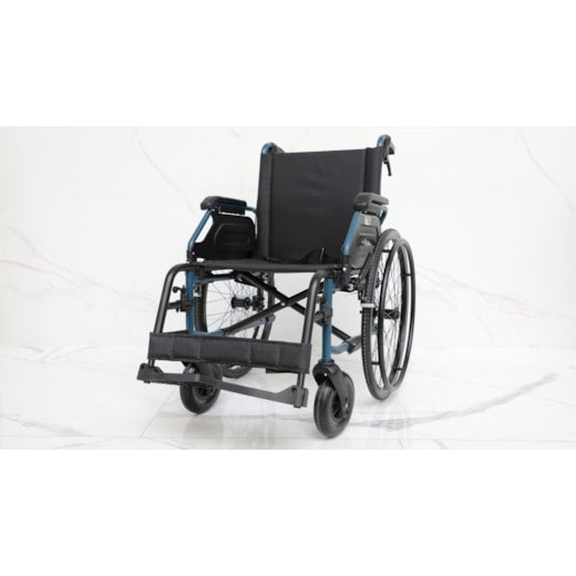 Evoluxion BMotion Urban X1 cadeira de rodas em aço dobrável com assento de 46 cm, apoios rebatíveis e rodas de 24 polegadas