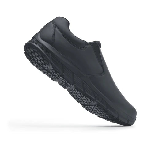sapatos pretos profissionais homem